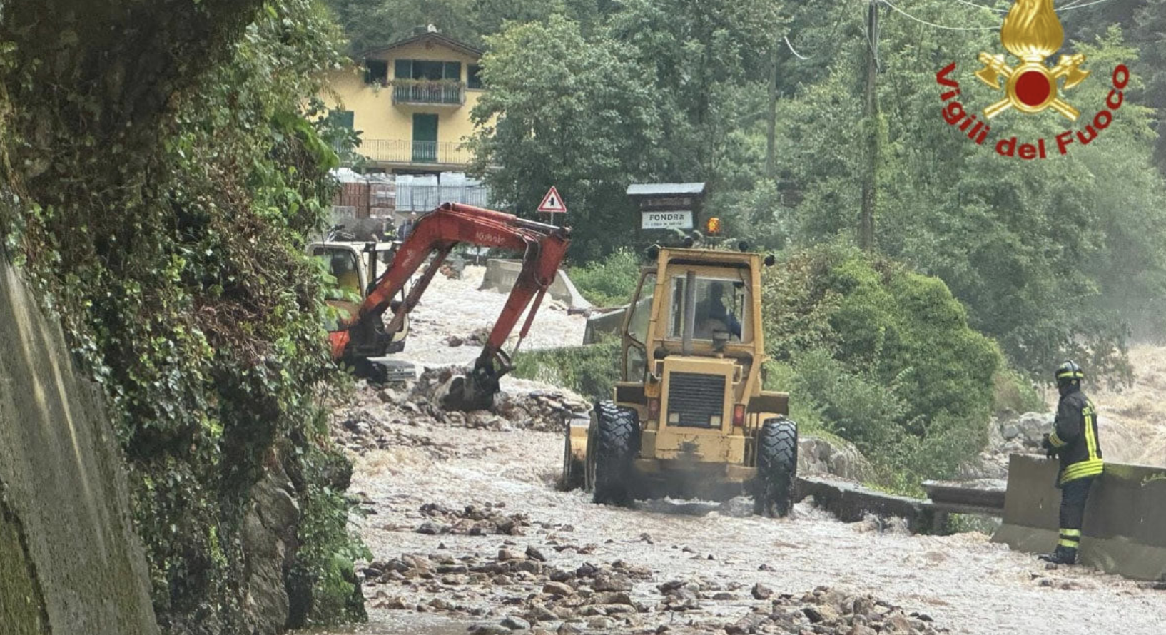 Maltempo in mezza Italia con pioggia e allerta meteo