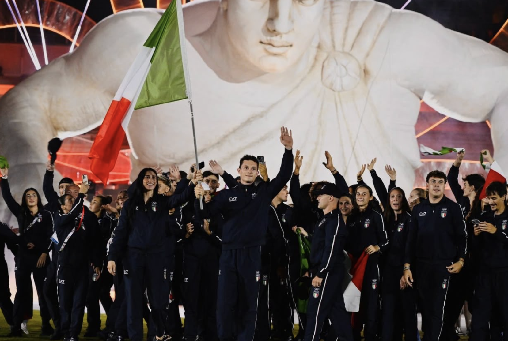 Taranto abbraccia il Mediterraneo: Abodi inaugura i Giochi e lancia il messaggio di pace attraverso lo sport