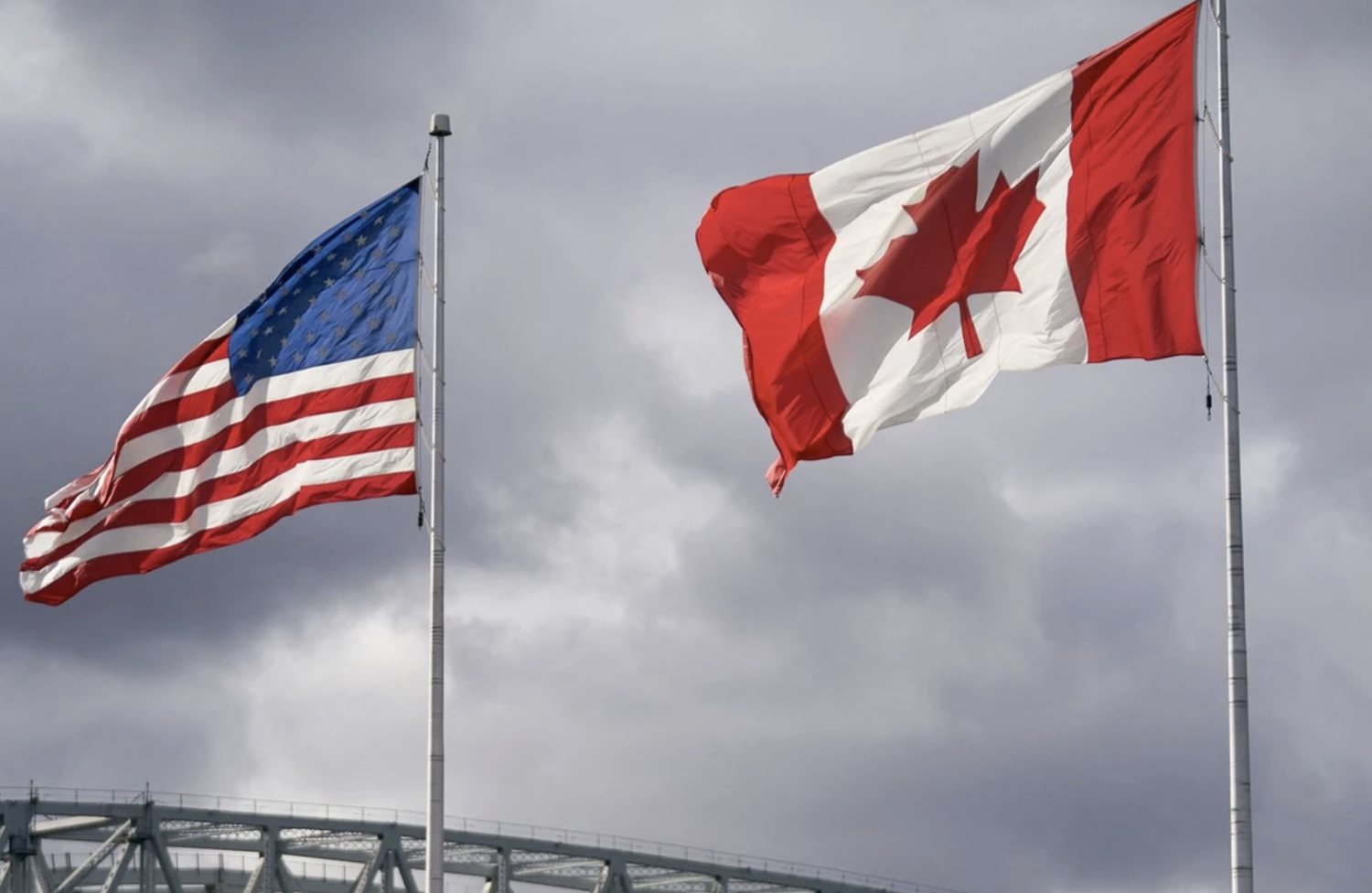 Usa-Canada, la guerra dei dazi riapre una frattura storica: Trump alza la pressione, Carney resiste
