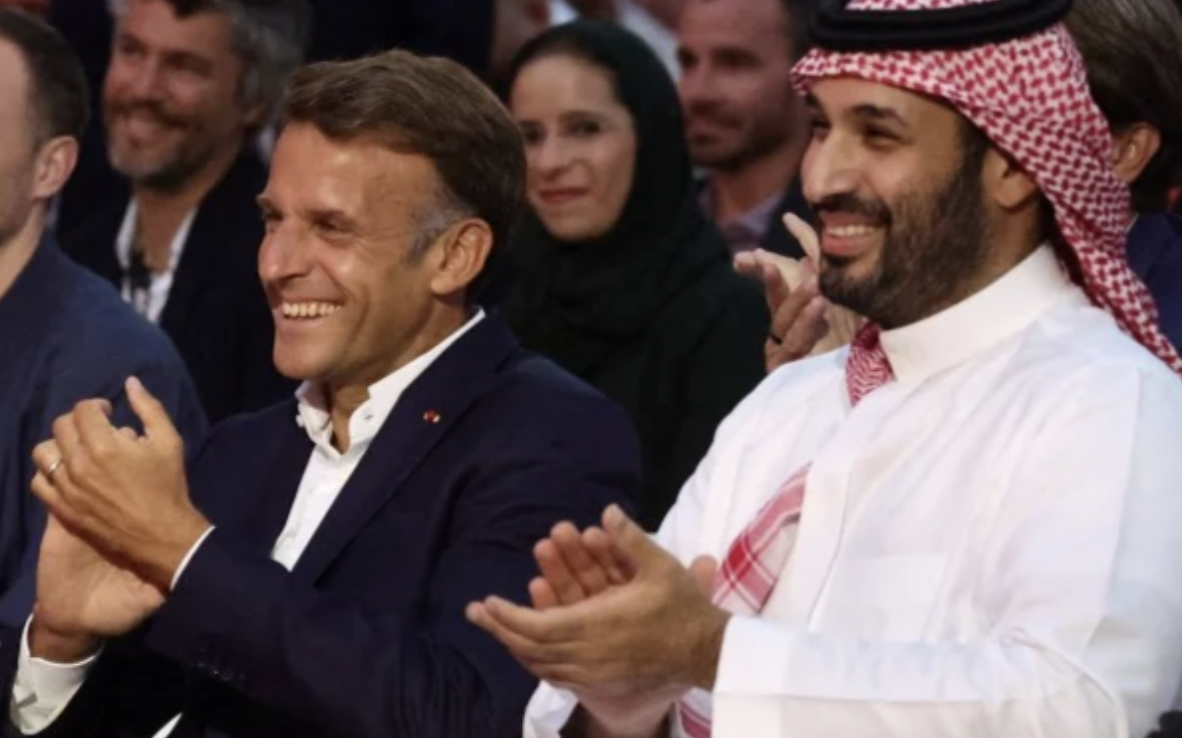 Macron e il principe saudita a Parigi: lo sport digitale diventa strumento di diplomazia
