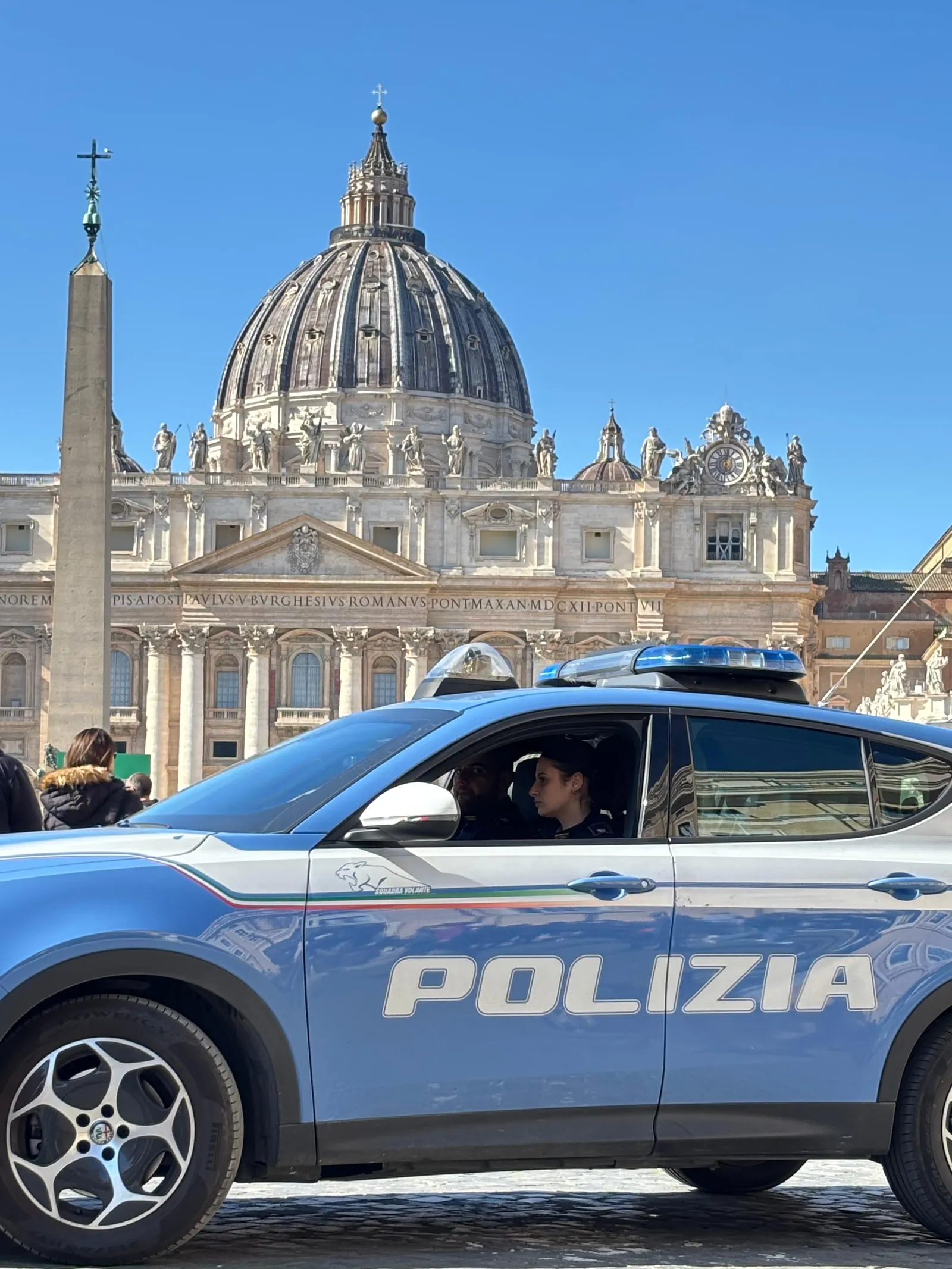 Area Vaticana, stretta contro l’abusivismo: controlli della Polizia di Stato tra sicurezza e decoro