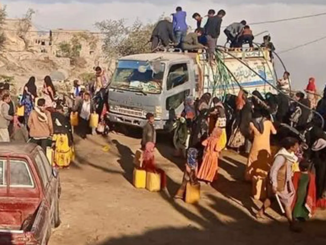 Tunisia, è crisi dell’acqua: lunghe file per procurarsi le bottiglie