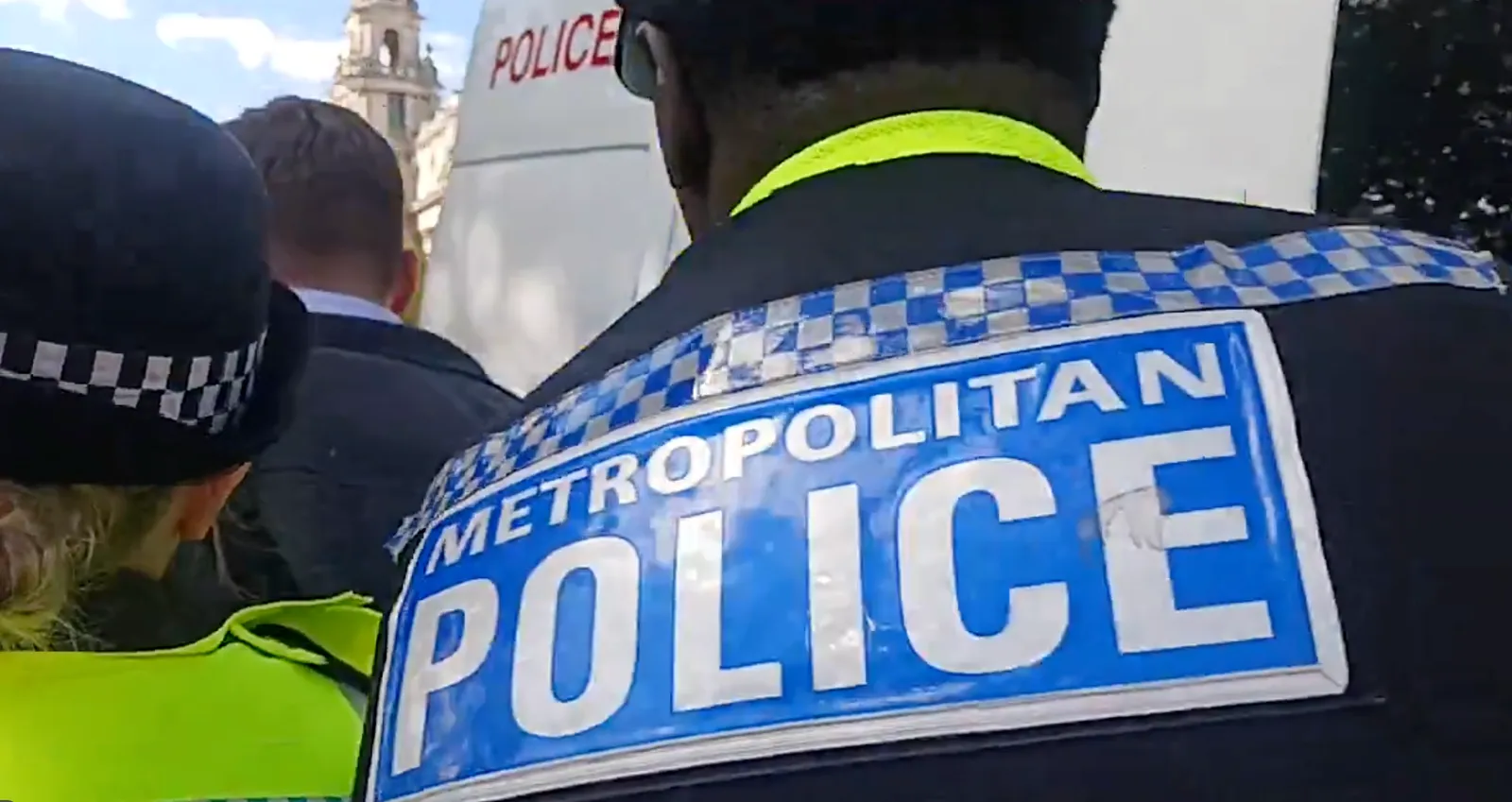 LONDRA, CRIMINALITÀ IN AUMENTO: CITTADINI E TURISTI SEMPRE PIÙ NEL MIRINO