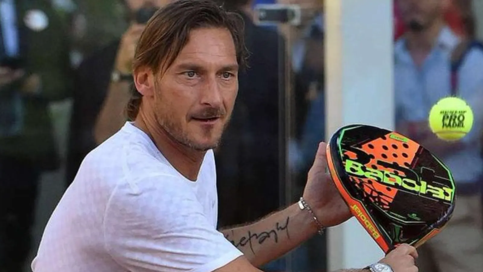 PADEL: A ROMA IL WORLD LEGEND PADEL TOUR, TOTTI E LE ALTRE LEGGENDE DEL CALCIO IN CAMPO