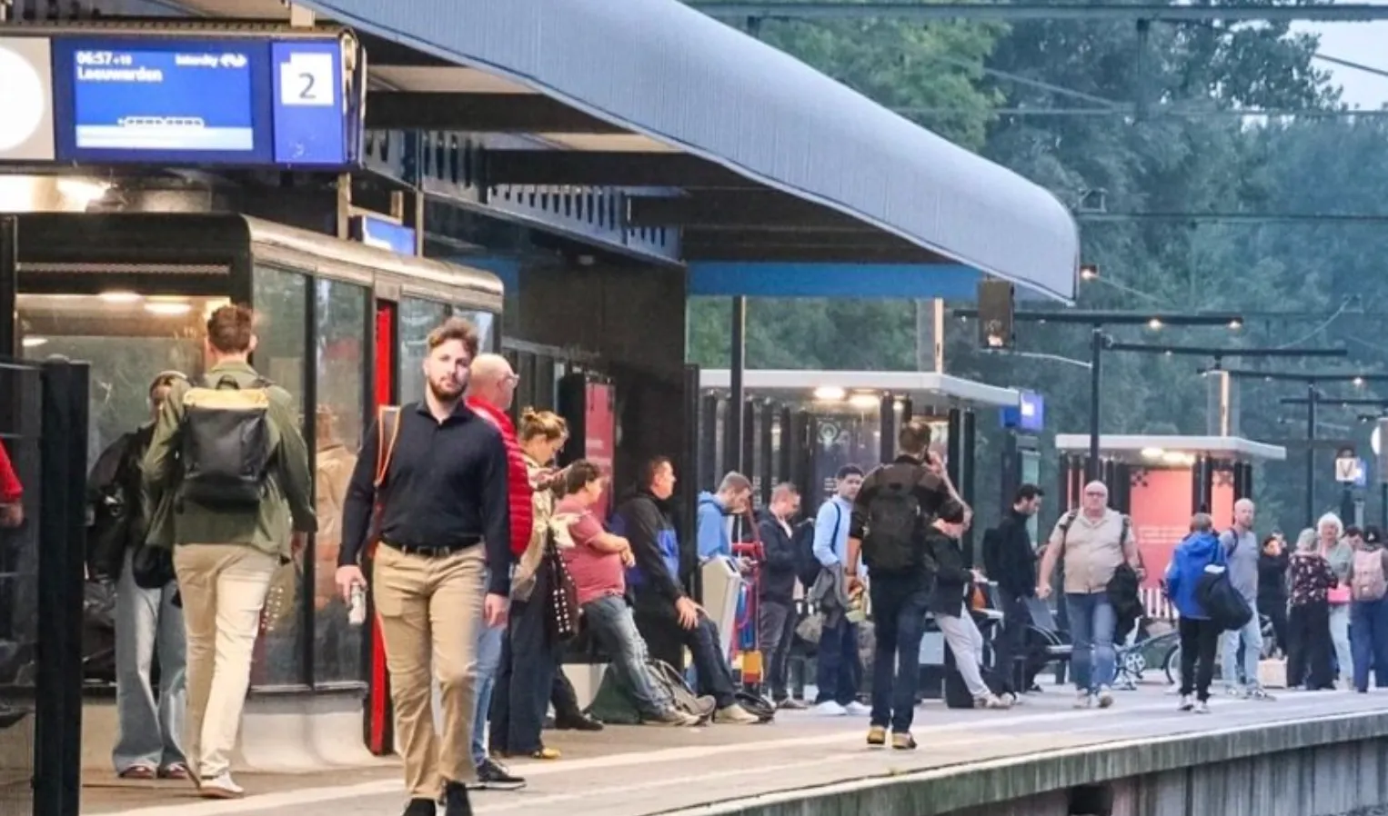 PAESI BASSI: SABOTAGGI ALLA RETE FERROVIARIA, GRAVI DISAGI NEL NORD E NELL’EST