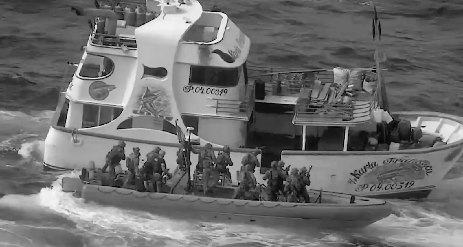 NARCOTRAFFICO, USA INTERCETTANO E AFFONDANO STAZIONE GALLEGGIANTE NEL PACIFICO