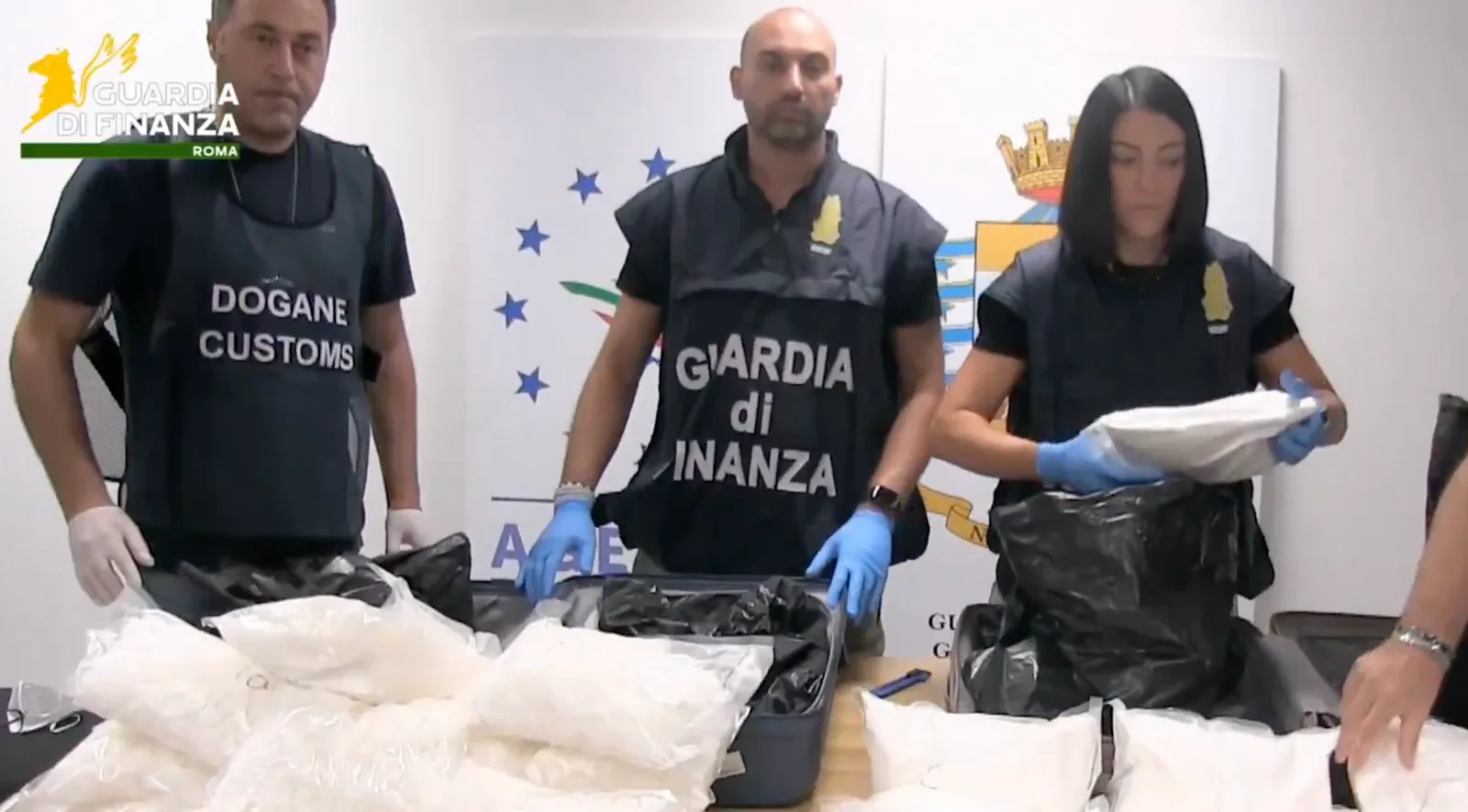 ROMA: MAXI-SEQUESTRO DI DROGA A FIUMICINO, OLTRE 50 CHILI DI KETAMINA