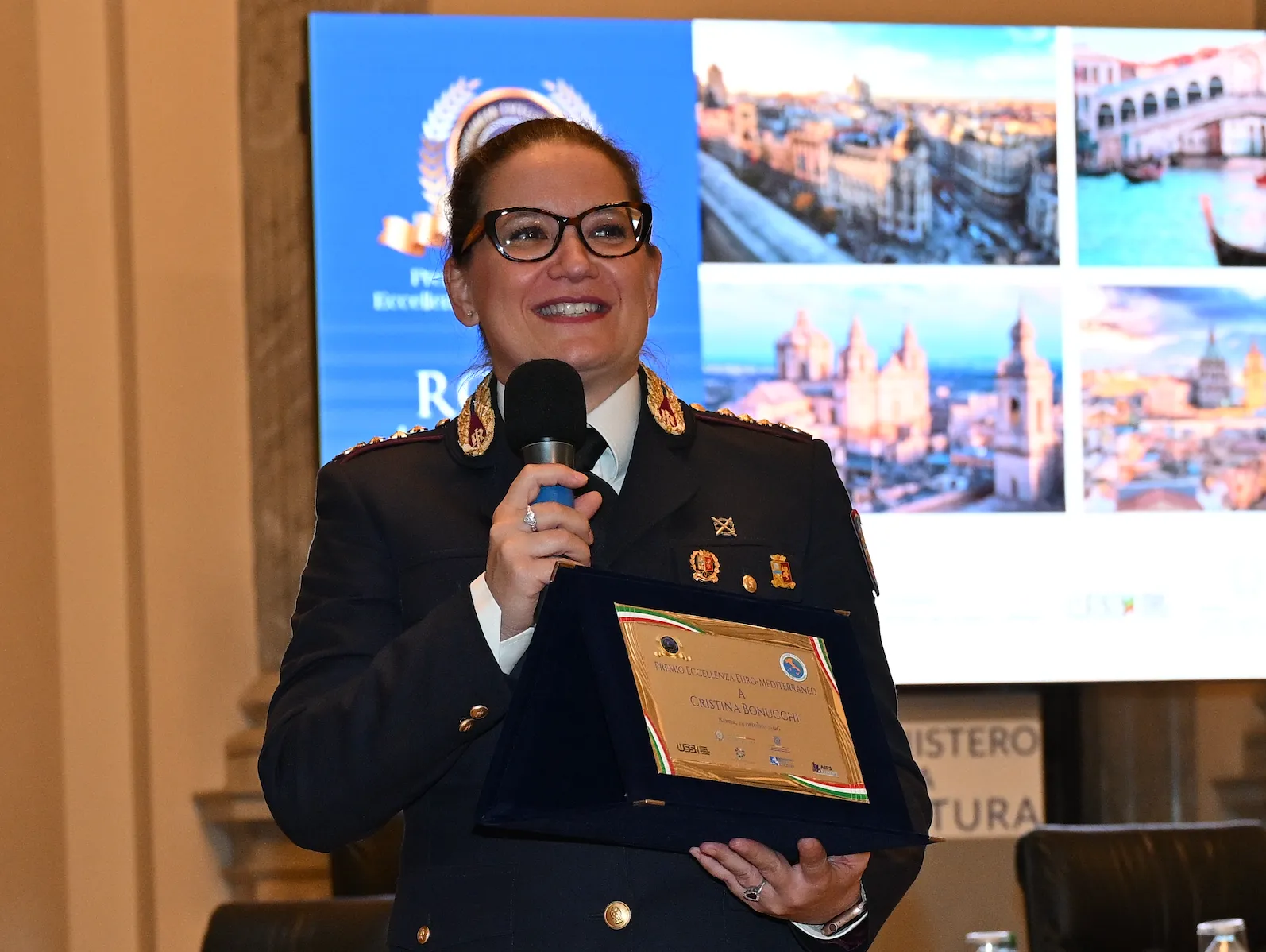 CRISTINA BONUCCHI PREMIATA AL MINISTERO DELLA CULTURA: «PER COMBATTERE IL BULLISMO BISOGNA PARLARE E DENUNCIARE»